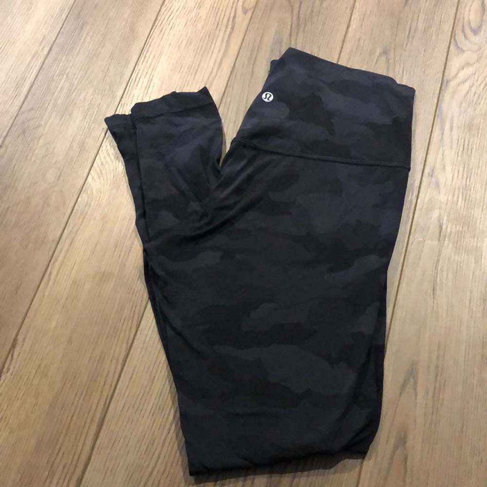 Like New Lululemon Align Leggings